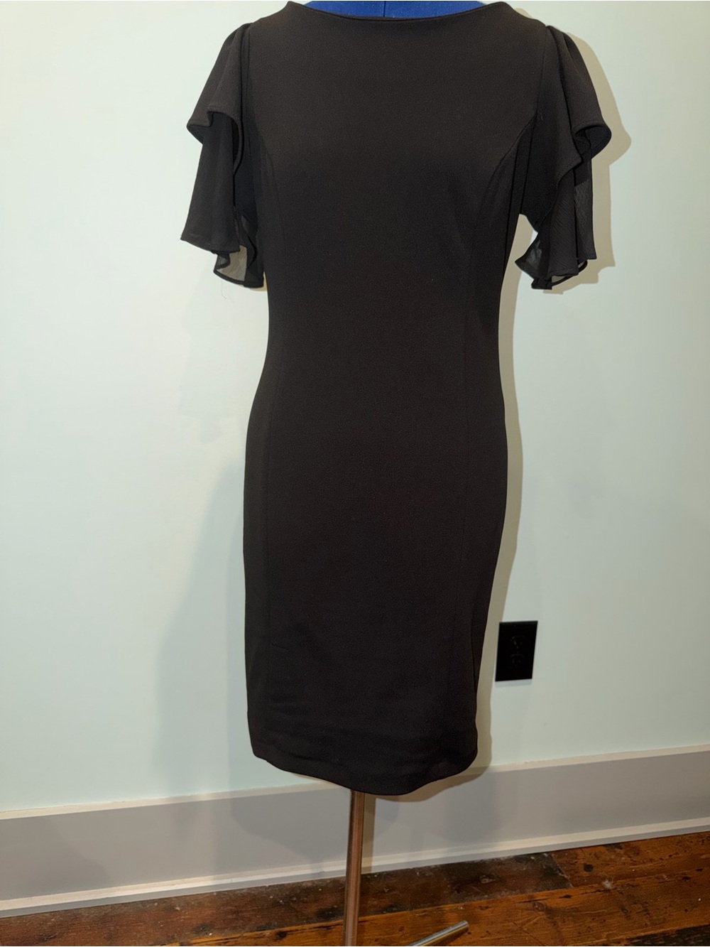 Dkny Black Flutter-Sleeve Sheath Dress